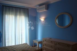 Apartman na prestižnoj lokaciji, Umag, Appartement