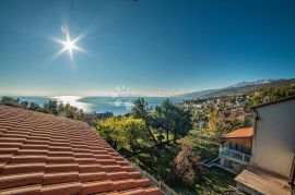 Opatijska rivijera kuća sa 10 apartmana (odlično kao investicija) i potencijalno kao hotel, Opatija, Дом