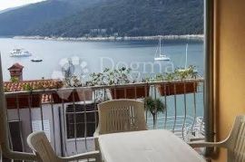 Rijetkost na tržištu, stan Rabac, 20 m od mora, Labin, Appartamento