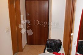 STAN ZA NAJAM, Rijeka, Appartement