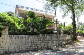 SELCE SAMOSTOJEĆA KUĆA 450 m², Crikvenica, Haus