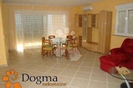 STAN OPATIJA 108 m² 3S+DB, Opatija, Appartment