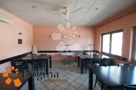 POSLOVNI PROSTOR-RESTORAN 175.80 m², Matulji, Εμπορικά ακίνητα