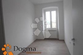 POSLOVI PROSTORI RIJEKA CENTAR 126 m² uredi, Rijeka, Gewerbeimmobilie