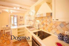 STAN NAJAM RIJEKA D. VEŽICA 60m2 1S+DB, Rijeka, Apartamento