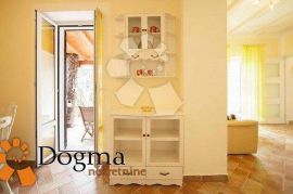 STAN NAJAM RIJEKA D. VEŽICA 60m2 1S+DB, Rijeka, Apartamento