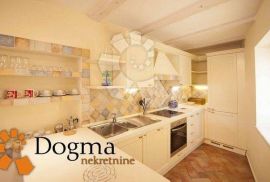 STAN NAJAM RIJEKA D. VEŽICA 60m2 1S+DB, Rijeka, Apartamento