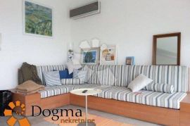 APARTMAN OTOK KRK MALINSKA 110.91 m² 2S+DB, Malinska-Dubašnica, Διαμέρισμα