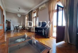 OPATIJA - etaža vile od 90 m2 s pogledom na more, Opatija, شقة