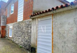 Istra, Bibići kuća 100m2 sa garažom 20m2!, Svetvinčenat, بيت