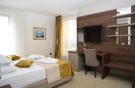 Senj, hotel u centru grada, Senj, Propiedad comercial