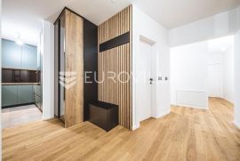 Zagreb, Trešnjevka, četverosoban stan u novogradnji NKP 105 m2 + garaža, Zagreb, Appartamento