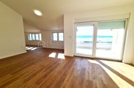 ETAŽA SA PANORAMSKIM POGLEDOM, Crikvenica, Apartamento