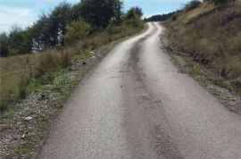 Plac ispod Cigote-Zlatibor, Čajetina, Arazi