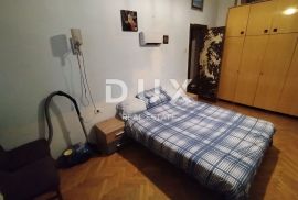 ISTRA, PULA - Stan u centru grada sa garažom! HITNA PRODAJA, Pula, Wohnung