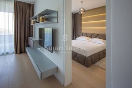 OPATIJA, luksuzan stan 1S+DB s vrtom i pogledom na more (P2), Opatija, Apartamento