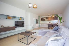 OPATIJA, luksuzan stan 1S+DB s vrtom i pogledom na more (P2), Opatija, Apartamento