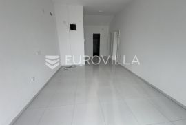 Crikvenica, novogradnja, predivan trosoban stan NKP 62,38 m2, Crikvenica, Kвартира