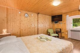 Mošćenička Draga - prilika, kuća s bazenom i okućnicom 980 m2, Mošćenička Draga, Maison