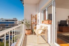 Zenta, prekrasan stan s balkonom dostupan do 1. svibnja 2023., Split, Wohnung