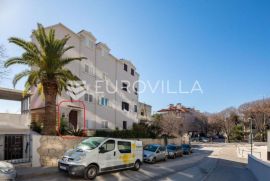 Zenta, prekrasan stan s balkonom dostupan do 1. svibnja 2023., Split, شقة