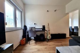 PRILIKA! Novo adaptirani studio apartman na TOP lokaciji, Pula, Appartamento