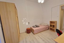 NAJAM STANA ZA DO 6 OSOBA - CENTAR - 100 m2, Rijeka, Appartement