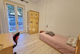 NAJAM STANA ZA DO 6 OSOBA - CENTAR - 100 m2, Rijeka, Daire