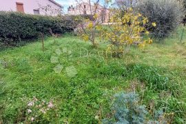 Marčana, kuća sa šternom i garažama, Marčana, Casa