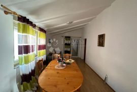 APARTMANSKA KUĆA NA 50 METARA DO MORA, Medulin, House