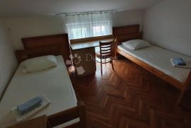 HOSTEL BIOGRAD NA MORU, Biograd Na Moru, Коммерческая недвижимость