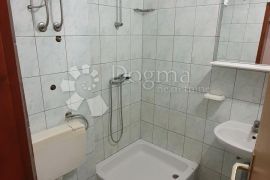 HOSTEL BIOGRAD NA MORU, Biograd Na Moru, Propriedade comercial