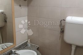 HOSTEL BIOGRAD NA MORU, Biograd Na Moru, Коммерческая недвижимость