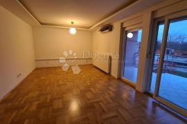 Stan u mirnom dijelu Zagreba u Podsusedu, Podsused - Vrapče, Appartment