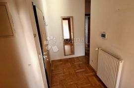 Stan u mirnom dijelu Zagreba u Podsusedu, Podsused - Vrapče, Apartamento