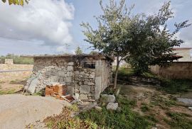OTOK KRK - Tri kamene kuće za obnovu, Dobrinj, بيت