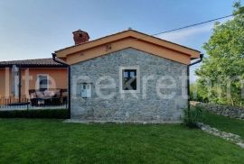 Krk – prodaja predivne vile, 4 sobe, 3 kupaonice, bazen, jacuzzi, Krk, Casa