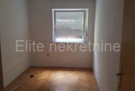 Rijeka, Škurinje - prodaja stana, 72m2, 2. kat, lođa!, Rijeka, Flat