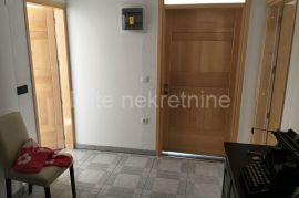 Jadranovo - višeetažni stan u novogradnji, 80m2, Crikvenica, Apartamento