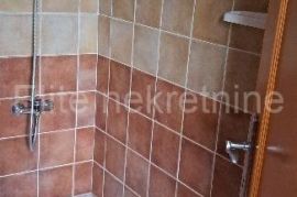 Jadranovo - višeetažni stan u novogradnji, 80m2, Crikvenica, Apartamento