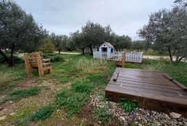 ŠIBENIK, ZATON - Prostrano imanje s objektom i građevinskom dozvolom, Šibenik - Okolica, Terrain