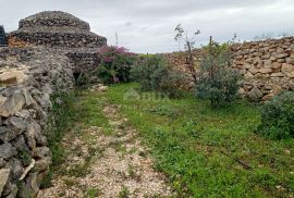 ŠIBENIK, ZATON - Prostrano imanje s objektom i građevinskom dozvolom, Šibenik - Okolica, Γη