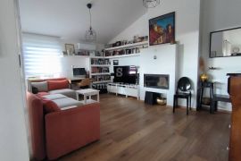 KASTAV, penthouse u novijoj gradnji, Kastav, Kвартира