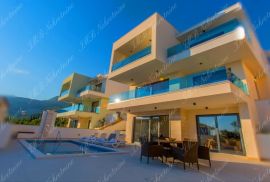 Ekskluzivno! Jedinstvena ponuda! 4 identične luksuzne vile s bazenima, Dubrovnik, Famiglia