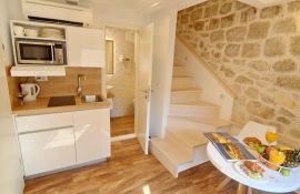 5 LUXURY APARTMENT UNITS | EXCLUSIVE VILLA IN OLD TOWN | BRAND NEW | ESTABLISHED RENTAL BUSINESS, Dubrovnik, House