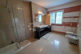 Impresivan penthouse s pogledom na more, Pješćana uvala, Medulin, Kвартира