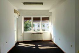 Uredski prostor, 84 m2, za najam u samom srcu Zagreba!, Donji Grad, Εμπορικά ακίνητα