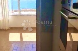 Impresivan apartman sa spektakularnim pogledom na more!, Pag, Appartment