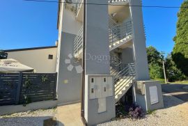 POREČ - IDEALAN STAN ZA OBITELJ, Poreč, Appartement