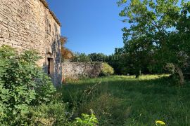 SVETVINČENAT – imanje s dvije kamene kuće na lijepoj lokaciji, Svetvinčenat, Maison